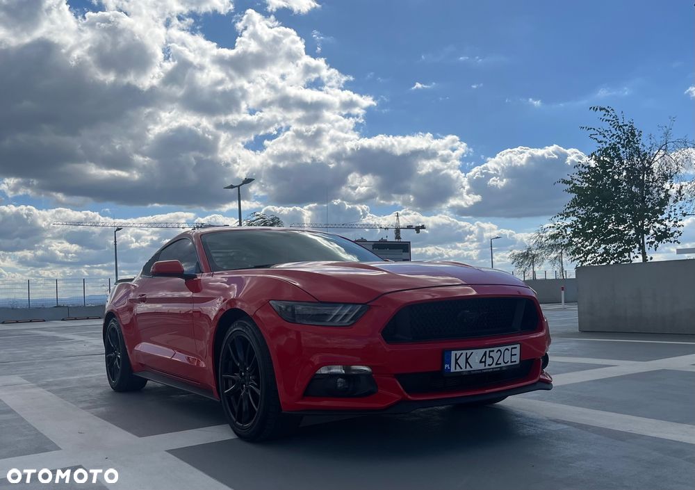 Ford Mustang - 7