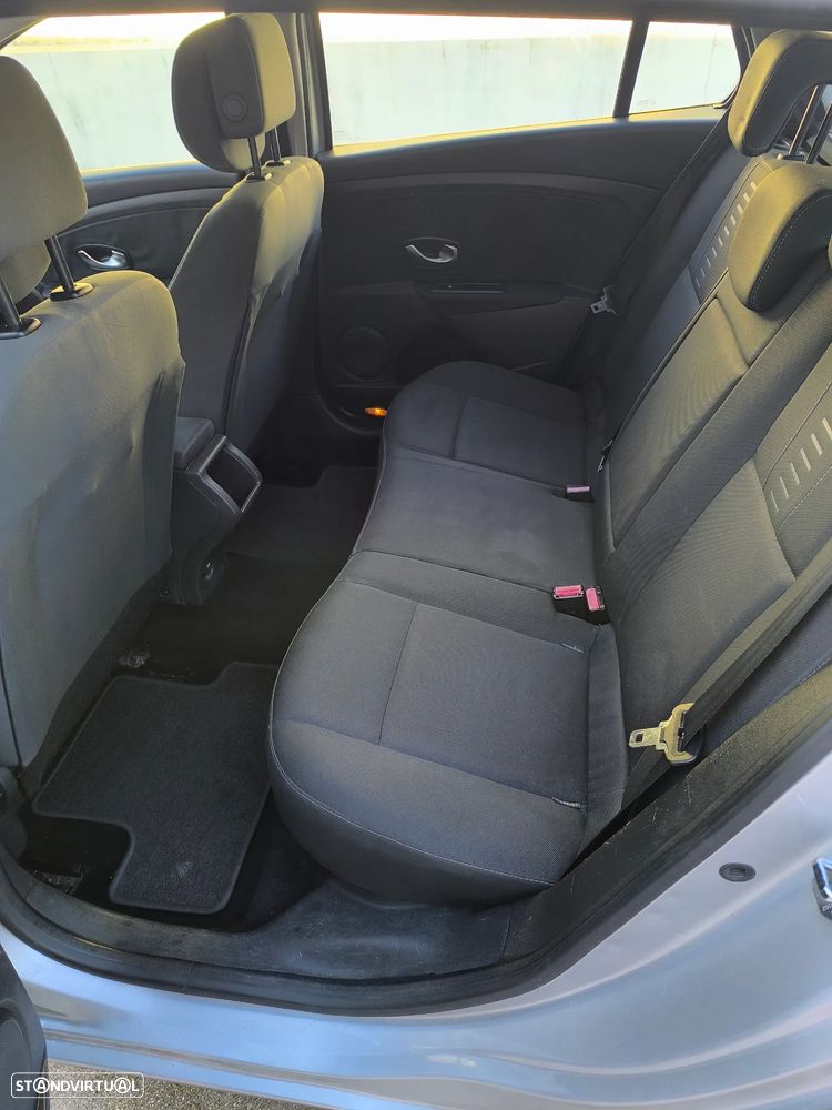 Renault Mégane Sport Tourer - 5