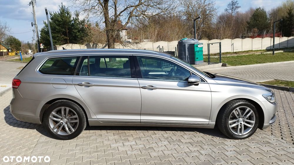 Volkswagen Passat 2.0 TDI SCR DSG Highline - 28