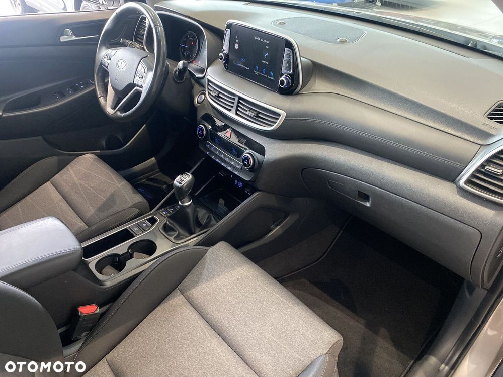 Hyundai Tucson - 16