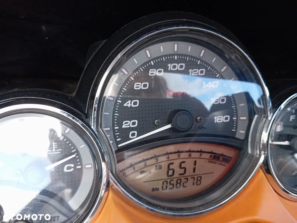 Yamaha Tmax - 5
