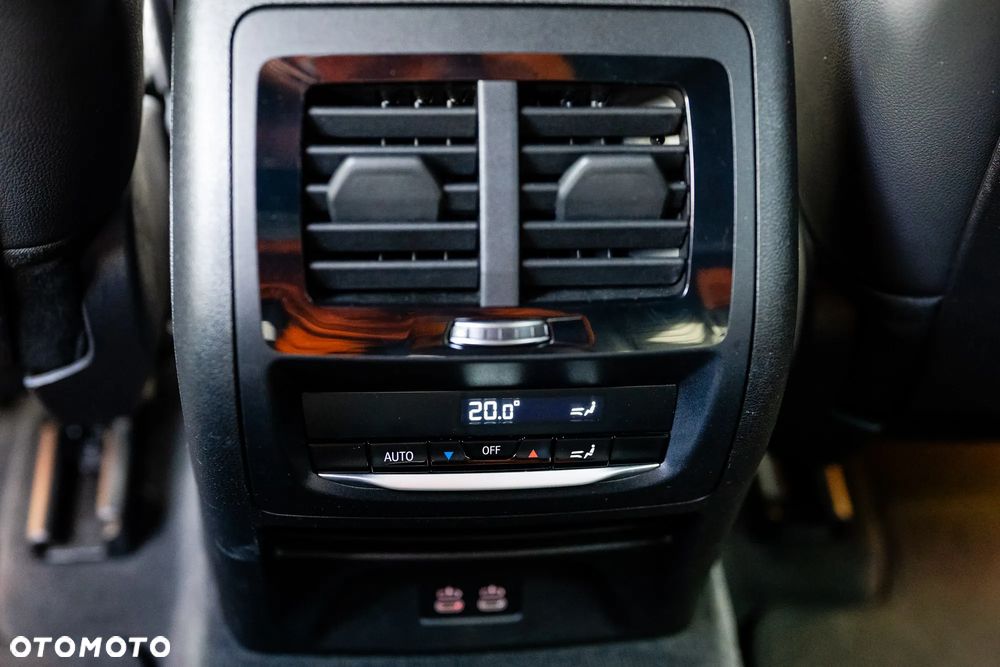 BMW X4 xM40d mHEV - 19