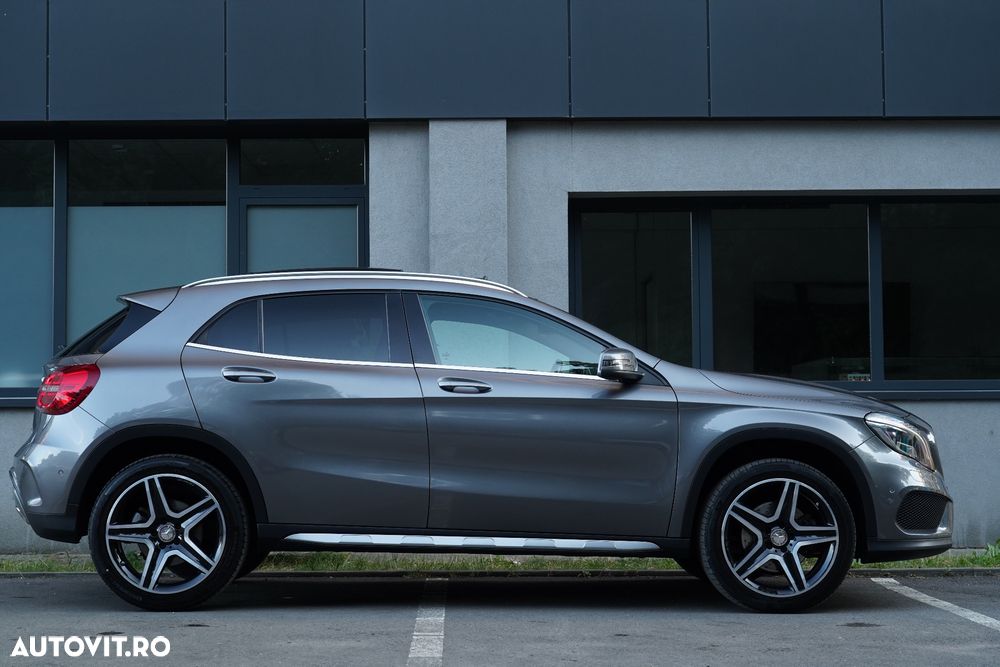 Mercedes-Benz GLA 220 d 4MATIC 7G-DCT AMG Line - 25