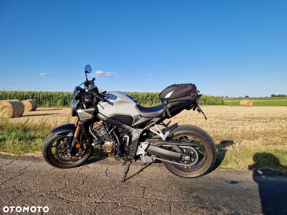 Honda CB - 2