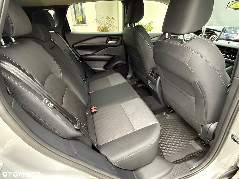 Nissan Qashqai 1.3 DIG-T MHEV Xtronic N-Connecta - 29