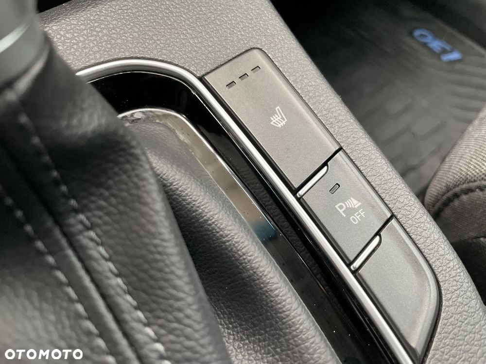 Hyundai i30 1.0 T-GDI Smart DCT - 25