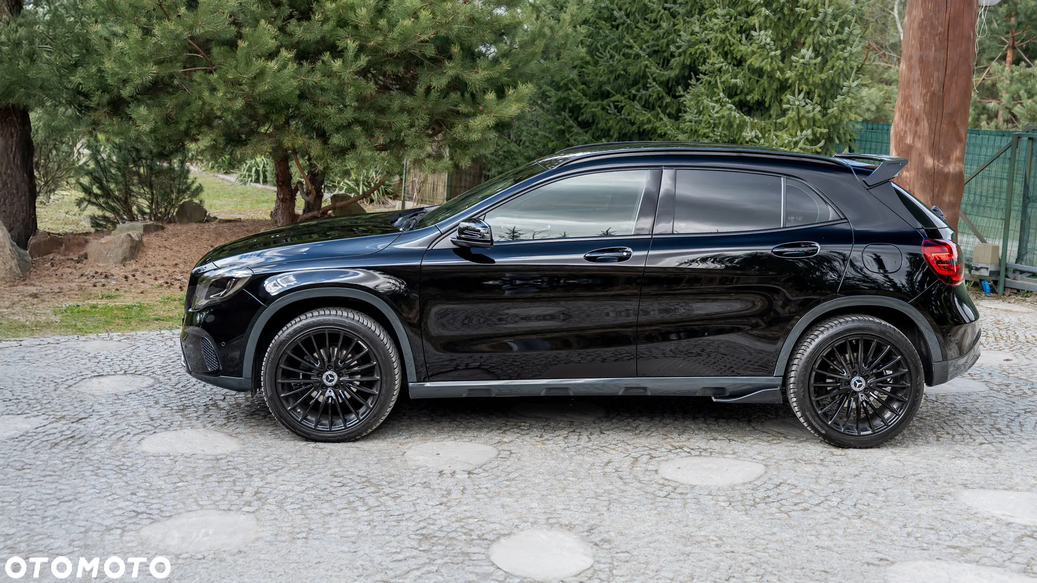 Mercedes-Benz GLA 200 7G-DCT AMG Line - 9