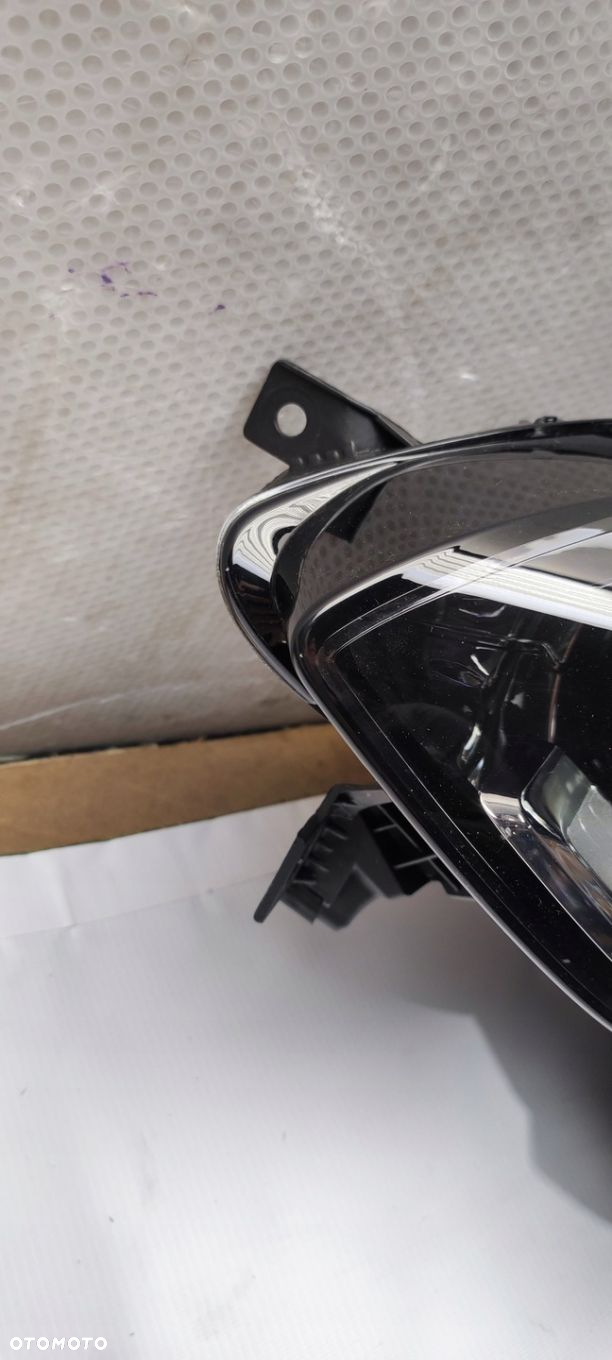 NOWA ORYGINALNA LEWA LAMPA RENAULT MEGANE IV 260607505R ZWYKŁA  LED - 4