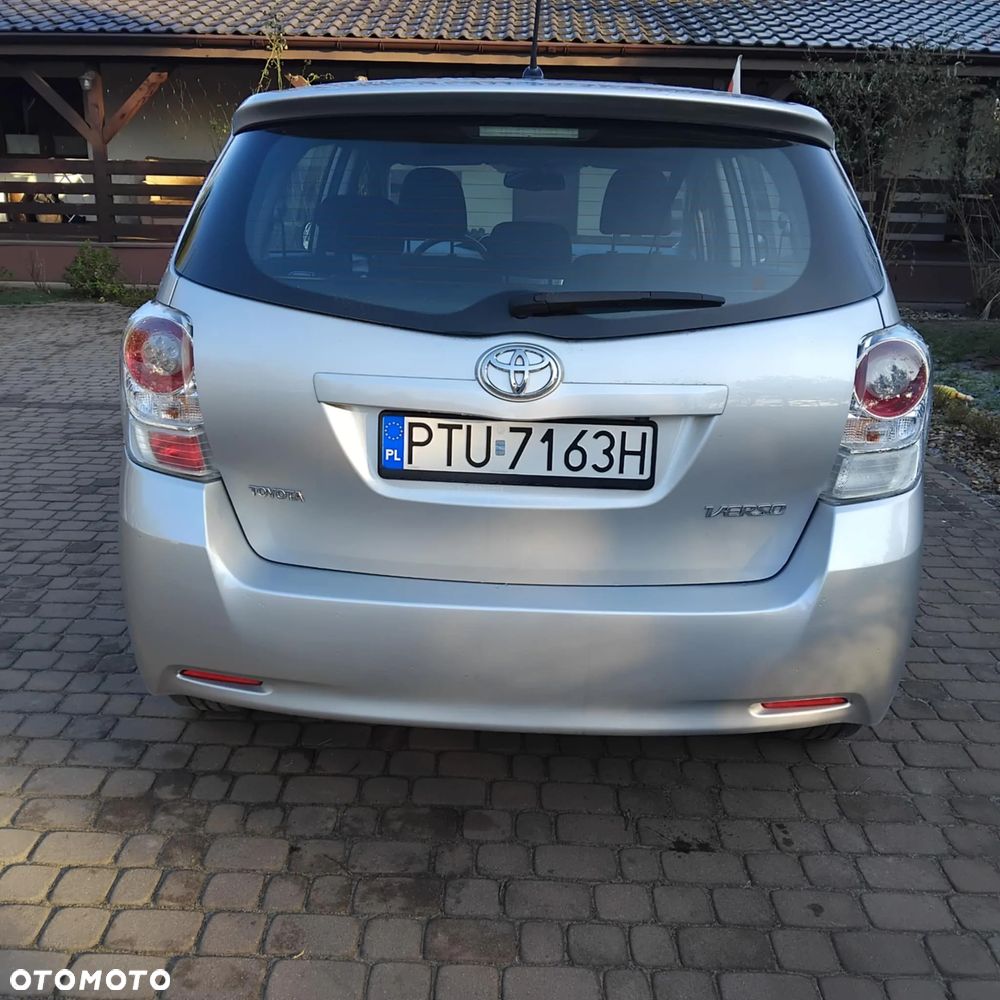 Toyota Verso 2.0 D-4D - 3