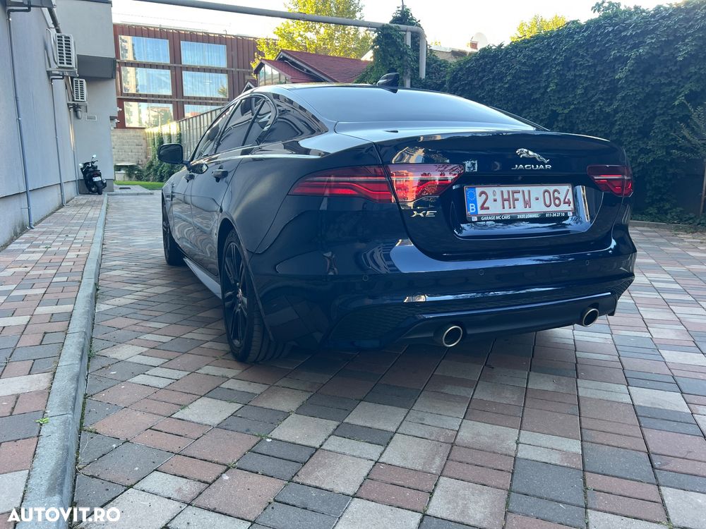 Jaguar XE P250 RWD R-Dynamic S - 9