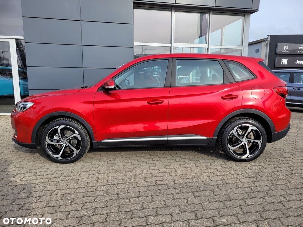 MG ZS Hybrid+ - 6