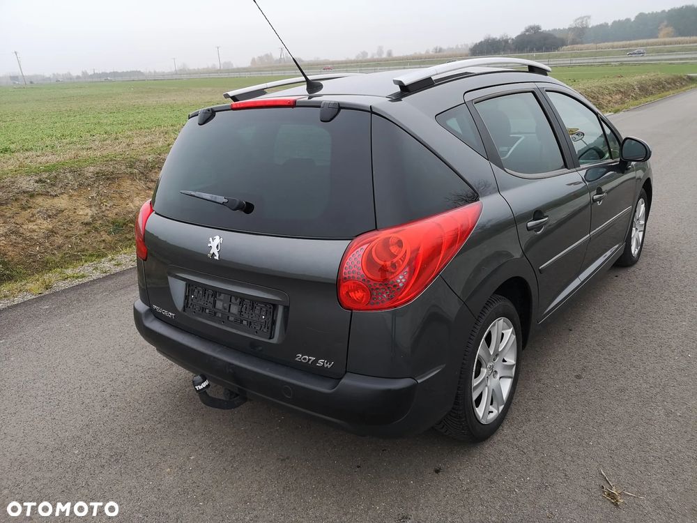Peugeot 207 1.6 Premium - 36