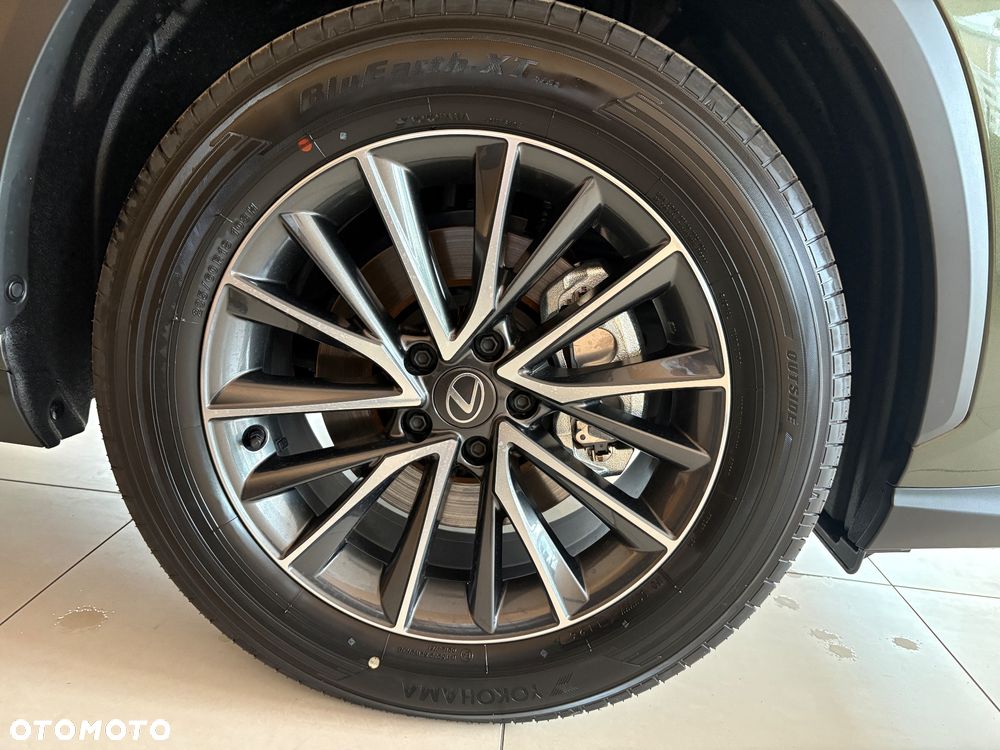 Lexus NX 350h Prestige 2WD - 10