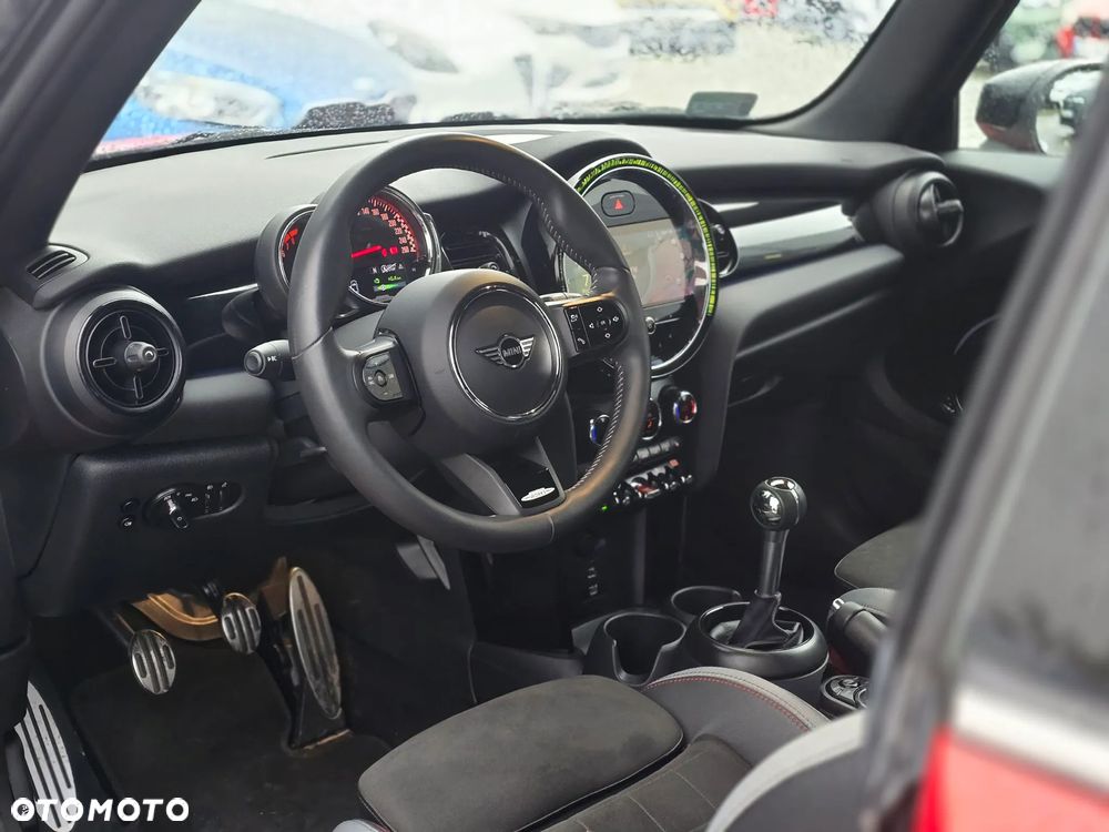 MINI John Cooper Works - 12