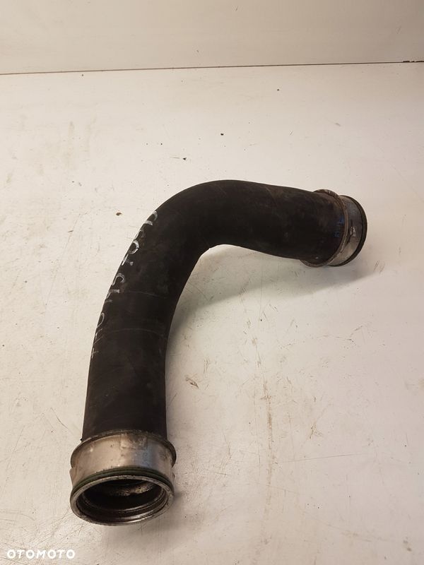 RURA PRZEWÓD INTERCOOLERA VW T5 2.5 TDI 7H0145709D - 1