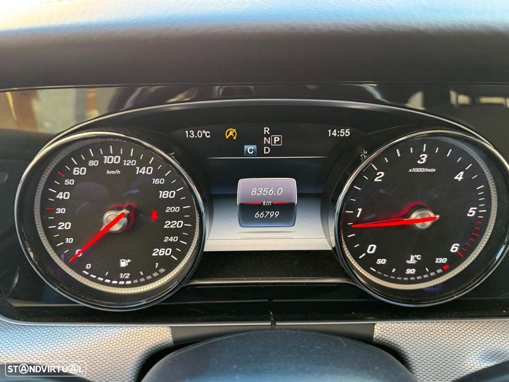 Mercedes-Benz E 220 d AMG Line - 28