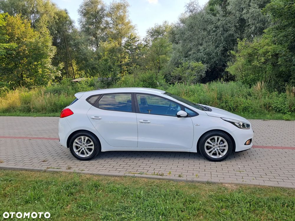 Kia Ceed - 6