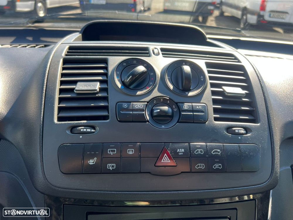 Mercedes-Benz Vito Tourer - 28