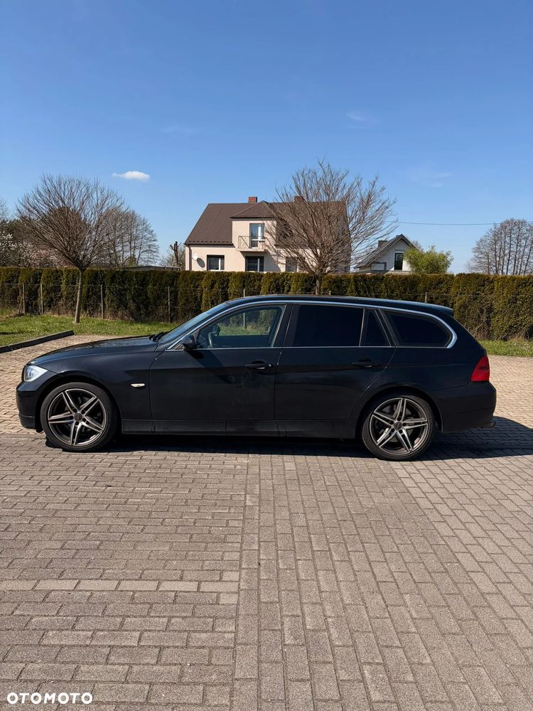 BMW Seria 3 325xi - 8