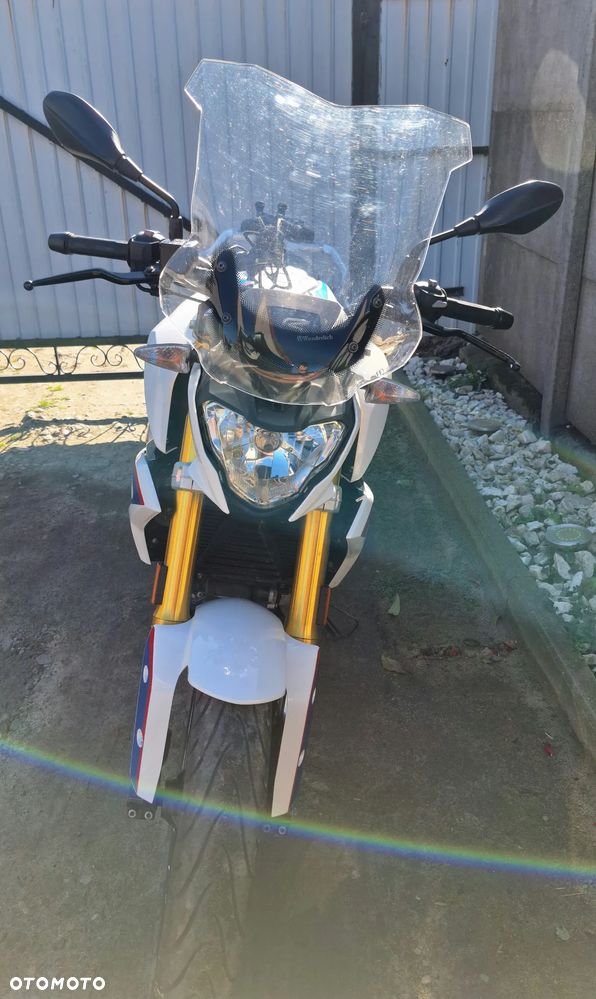 BMW G - 7