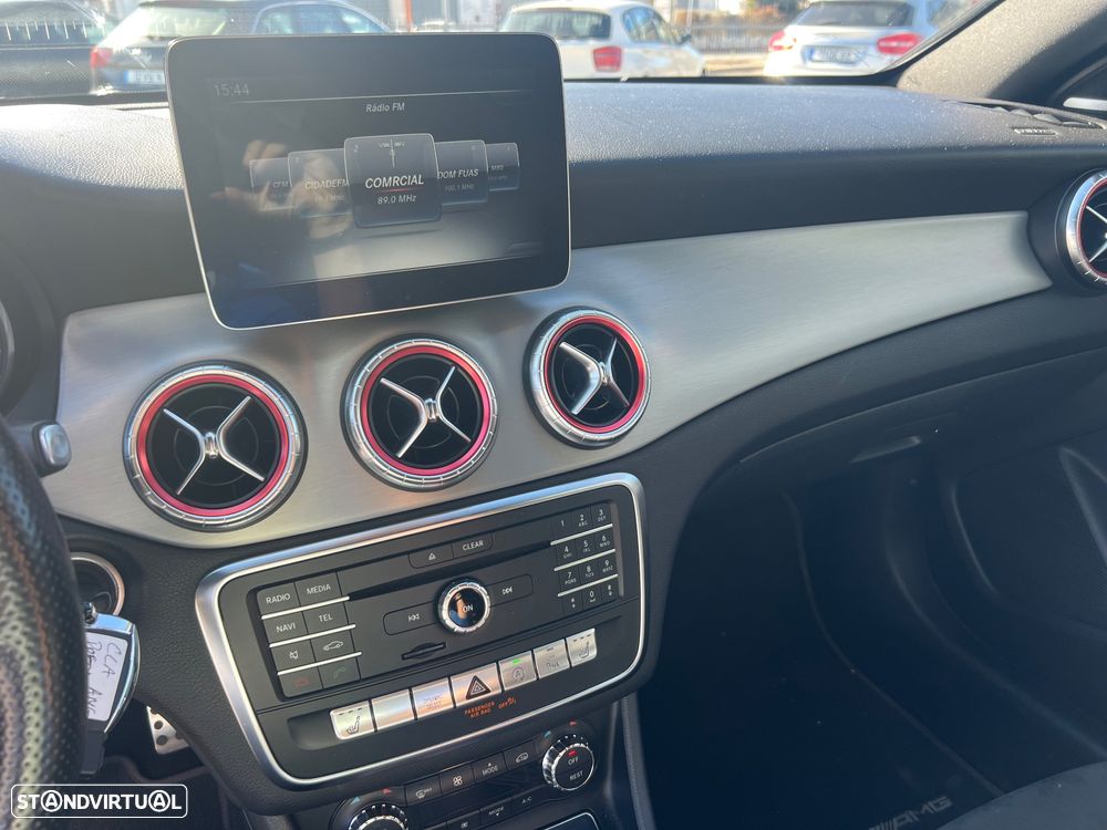 Mercedes-Benz CLA 220 d Shooting Brake AMG Line Aut. - 11