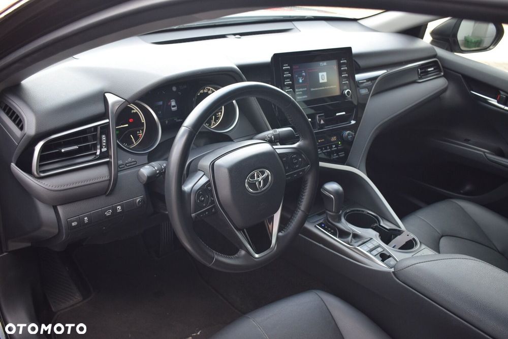 Toyota Camry 2.5 Hybrid Comfort CVT - 15