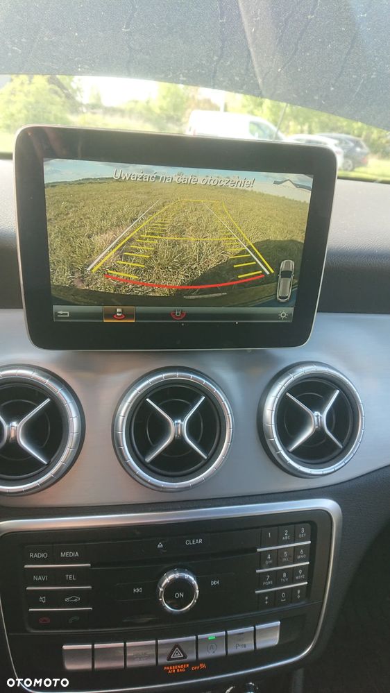 Mercedes-Benz CLA - 24