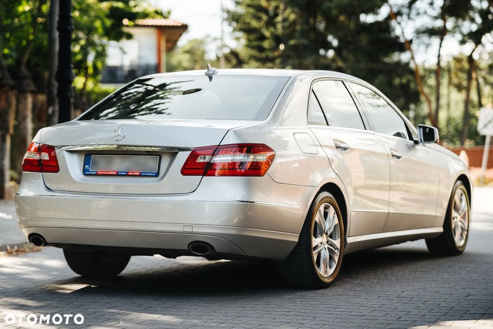 Mercedes-Benz Klasa E 350 4-Matic Elegance - 3