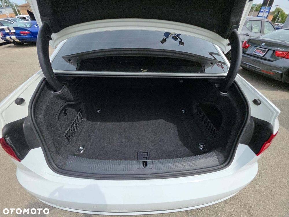 Audi A4 Limousine 2.0 TFSI S tronic sport - 12