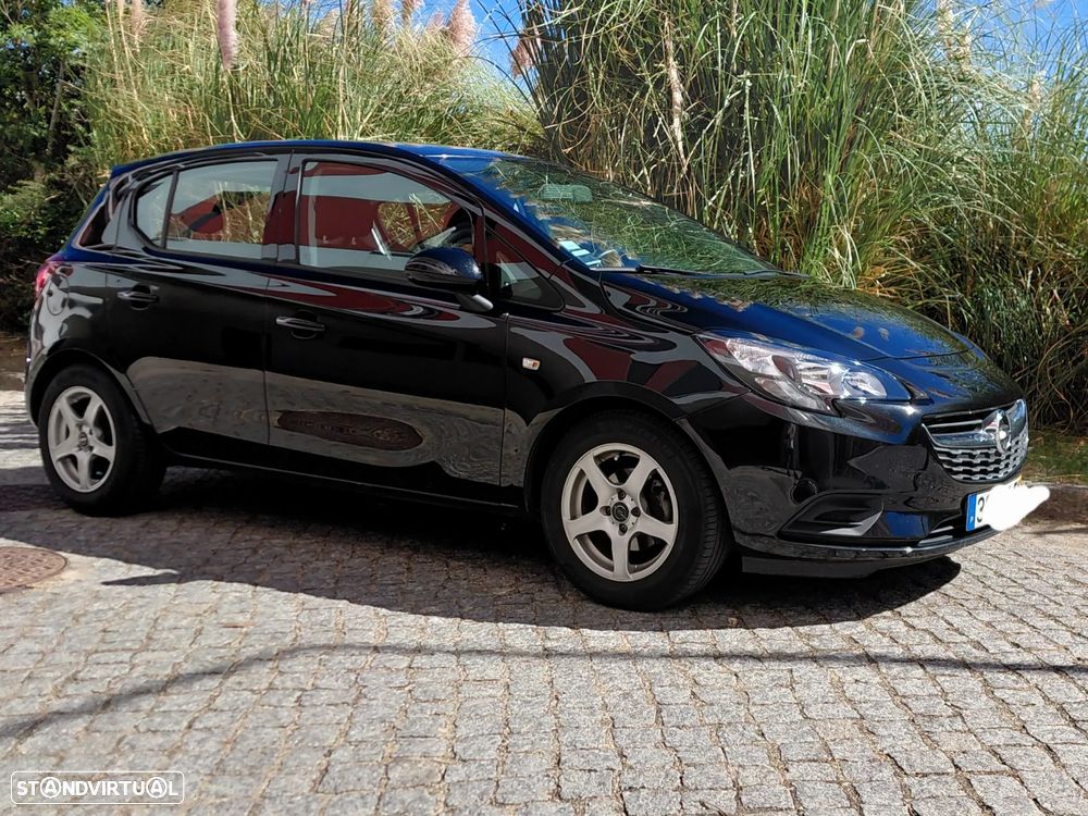 Opel Corsa 1.2 120 Anos - 10