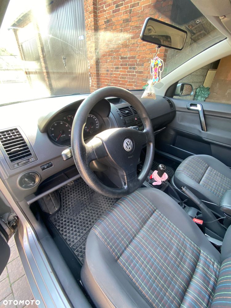 Volkswagen Polo - 6