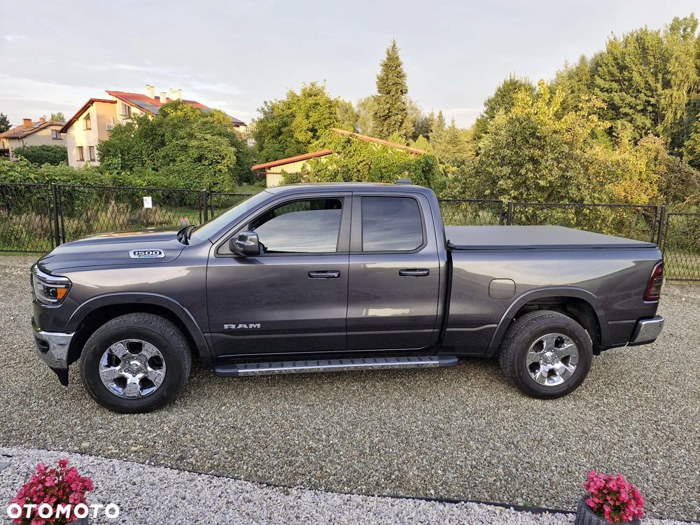 RAM 1500 ver-5-7-quad-cab-laramie - 23