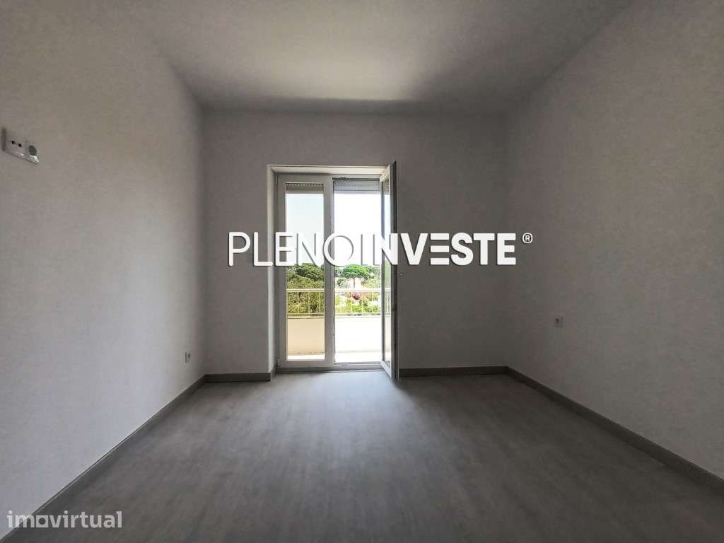 T4 Totalmente remodelado com vista rio no Seixal - Grande imagem: 5/27