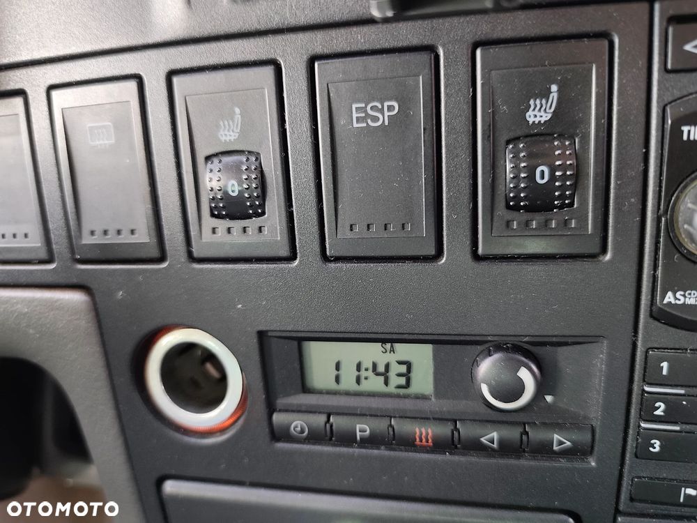 Volkswagen Multivan - 28