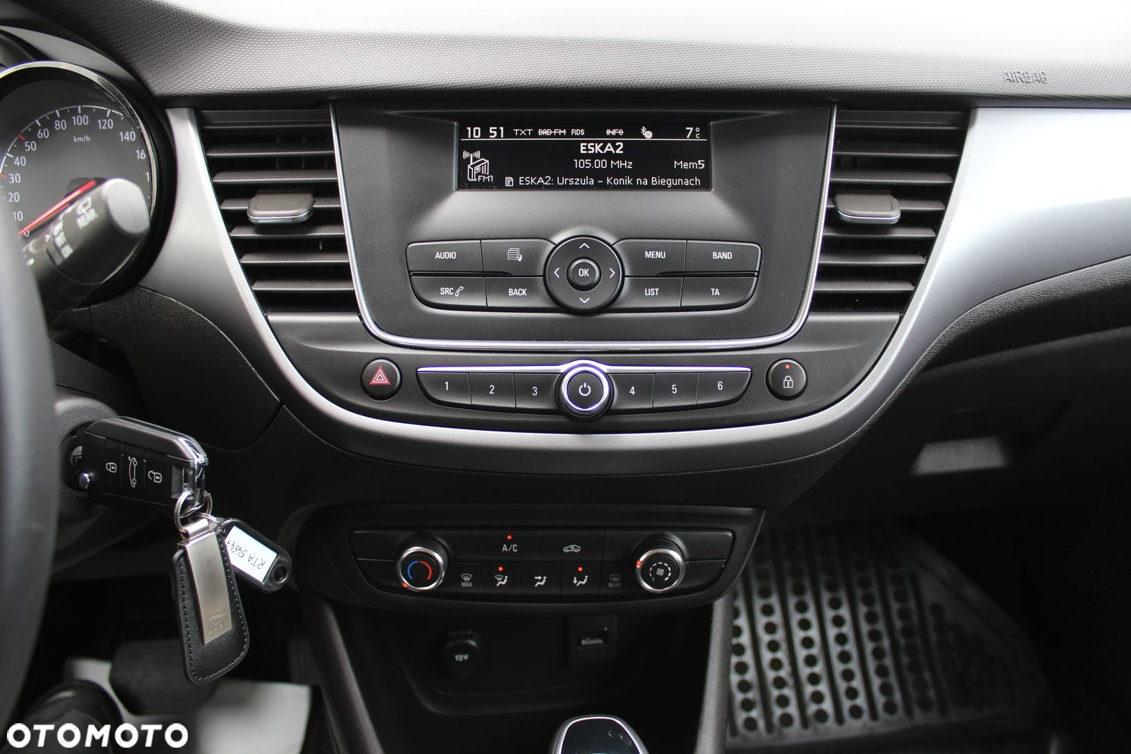 Opel Crossland - 8