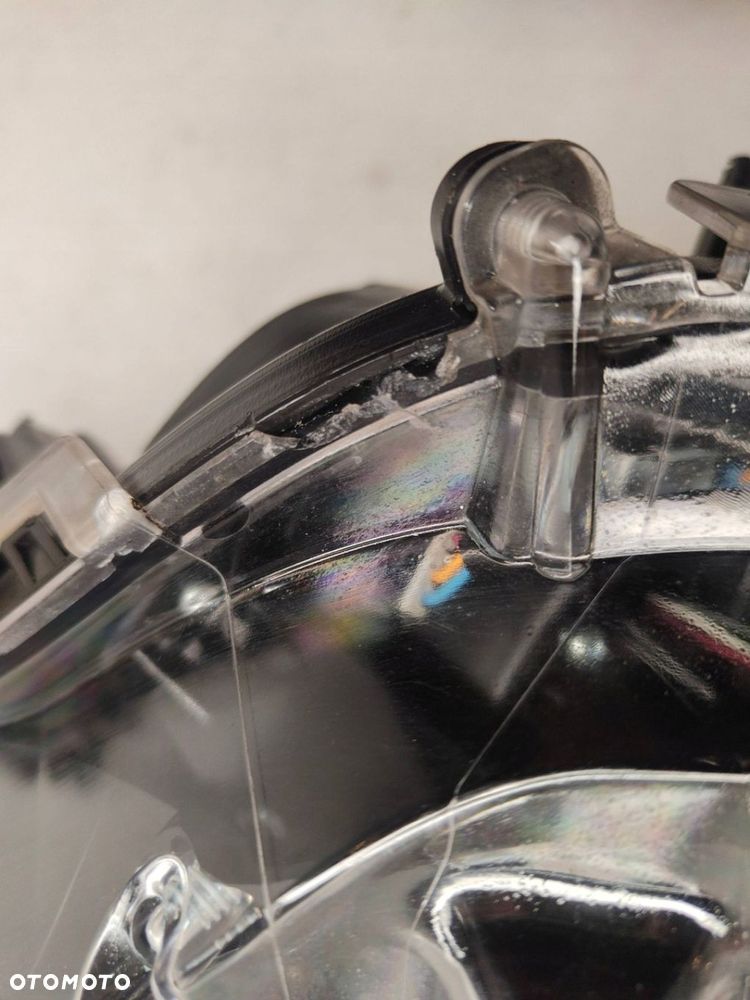 Toyota RAV 4 LIFT FULL LED 2023 Przód strona lewa STANLEY 42-113 - 8