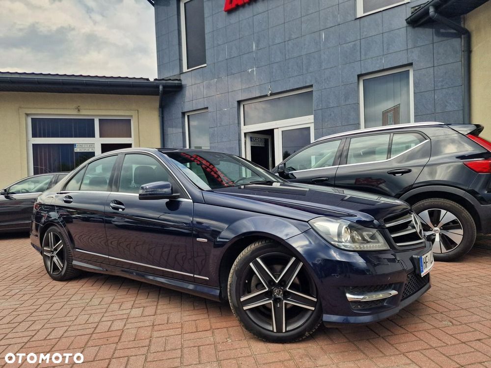 Mercedes-Benz Klasa C 180 7G-TRONIC AMG Line - 10