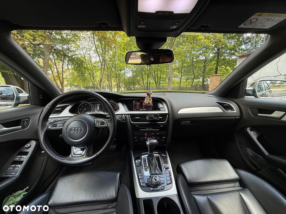 Audi A4 Avant 2.0 TDI Quattro S tronic - 11