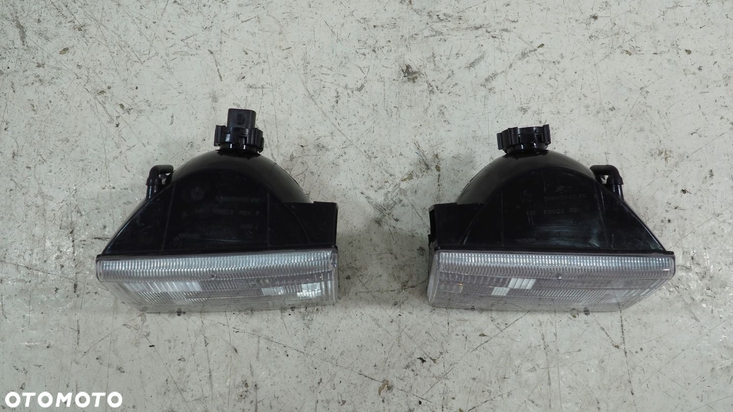 Jeep Cherokee ZJ lampa prawa lewa przód komplet - 3