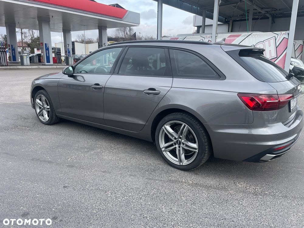Audi A4 Avant 35 TDI S tronic - 12