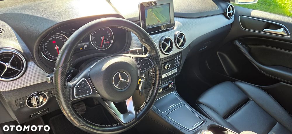 Mercedes-Benz Klasa B 200 7G-DCT UrbanStyle Edition - 22