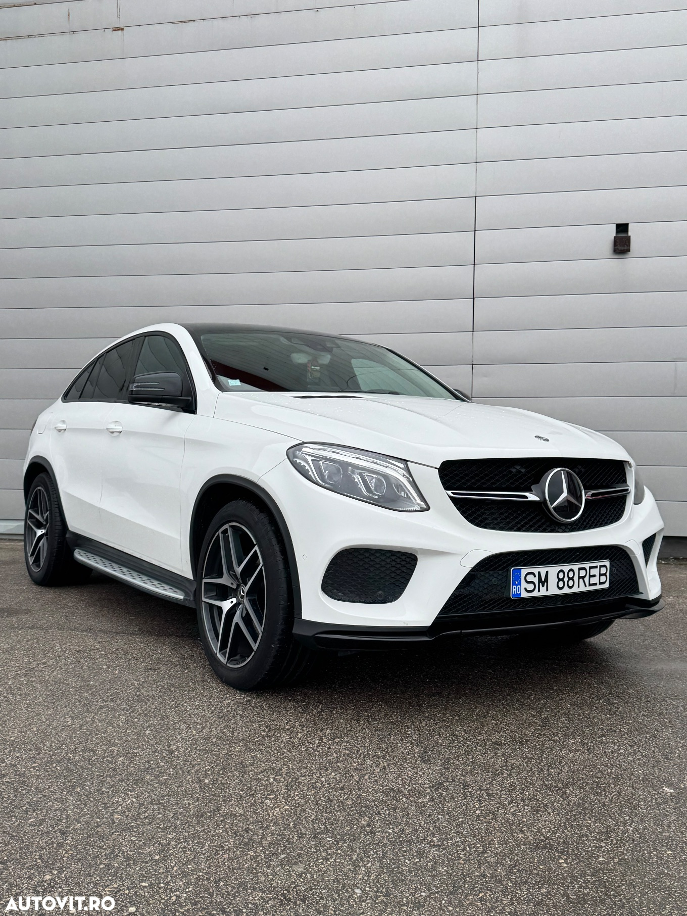 Mercedes-Benz GLE 350 d 4MATIC - 38