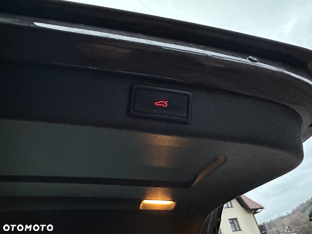 Skoda Superb 2.0 TDI 4x4 Platinum - 28