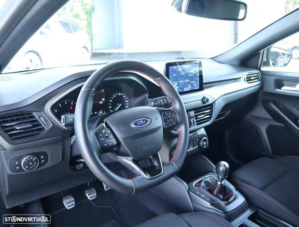 Ford Focus 1.0 EcoBoost MHEV ST-Line Style SIP - 29