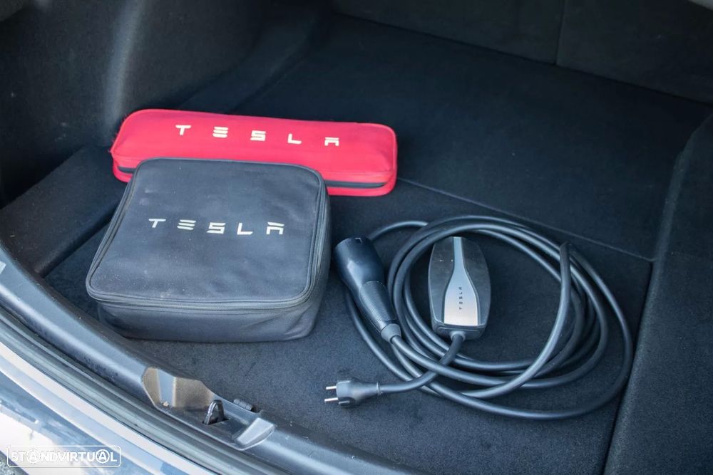 Tesla Model 3 Standard Range Plus RWD - 39