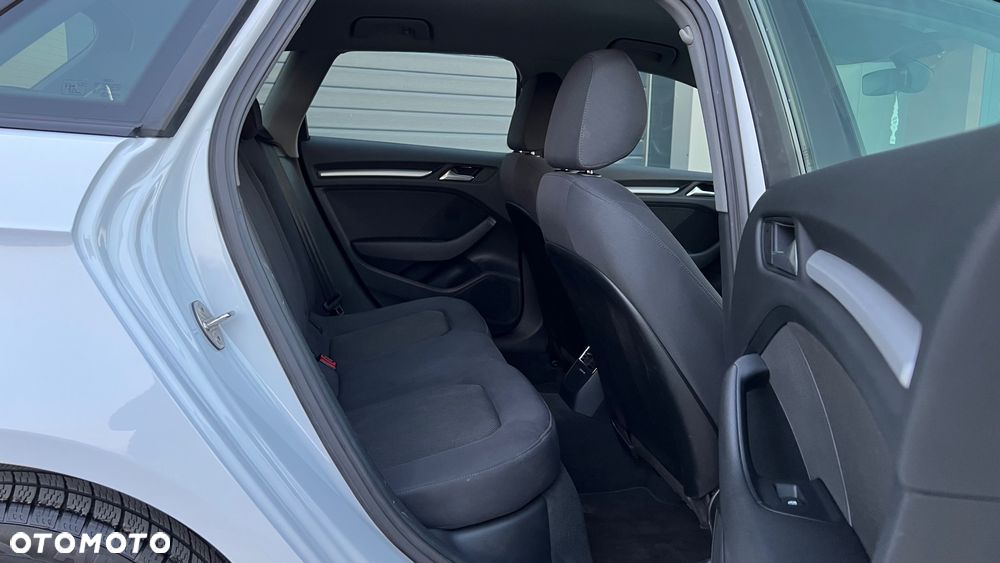 Audi A3 Sportback 1.5 TFSI S tronic - 9