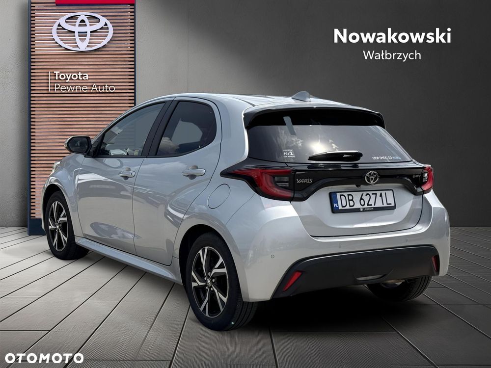 Toyota Yaris Hybrid 1.5 Style - 5
