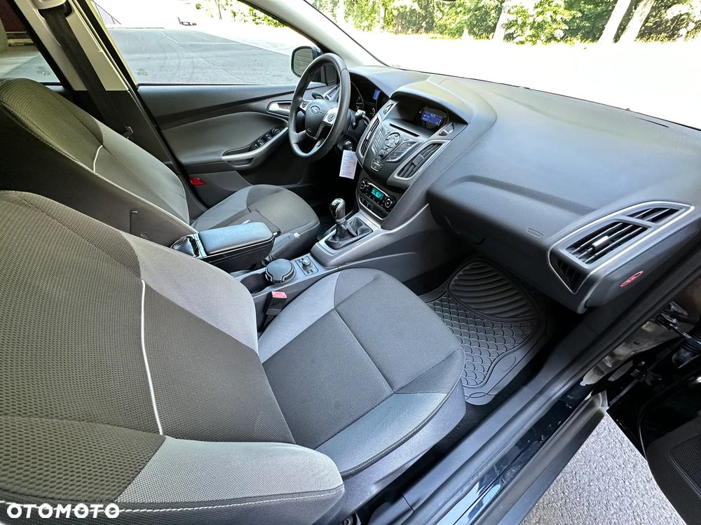 Ford Focus 1.6 Edition Start - 27