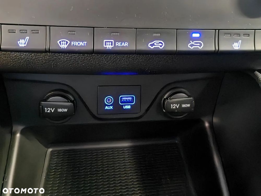 Hyundai Tucson blue 1.6 GDi 2WD Navi - 12