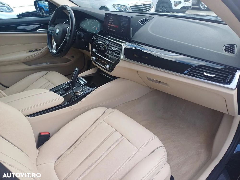 BMW Seria 5 520d xDrive Aut. Luxury Line - 24